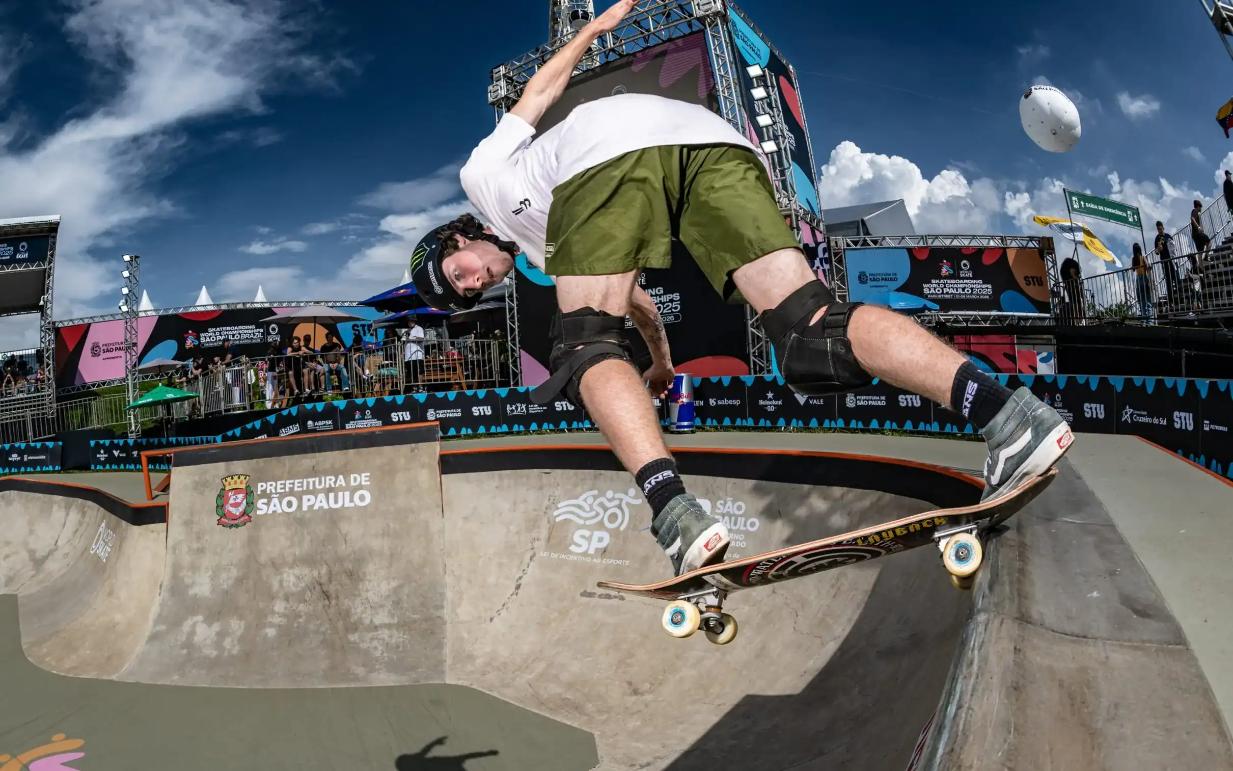 Brasileiro Konig leva prata no Mundial de Skate