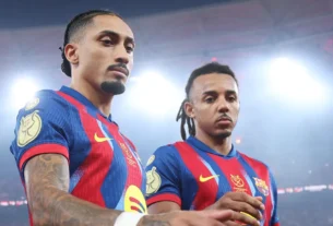 Barcelona Anuncia Venda de Koundé: Espera Ofertas no Mercado da Bola