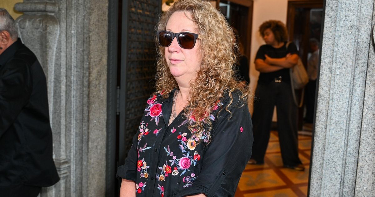 Emoção no Velório de Juca de Oliveira: Homenagens de Família e Famosos