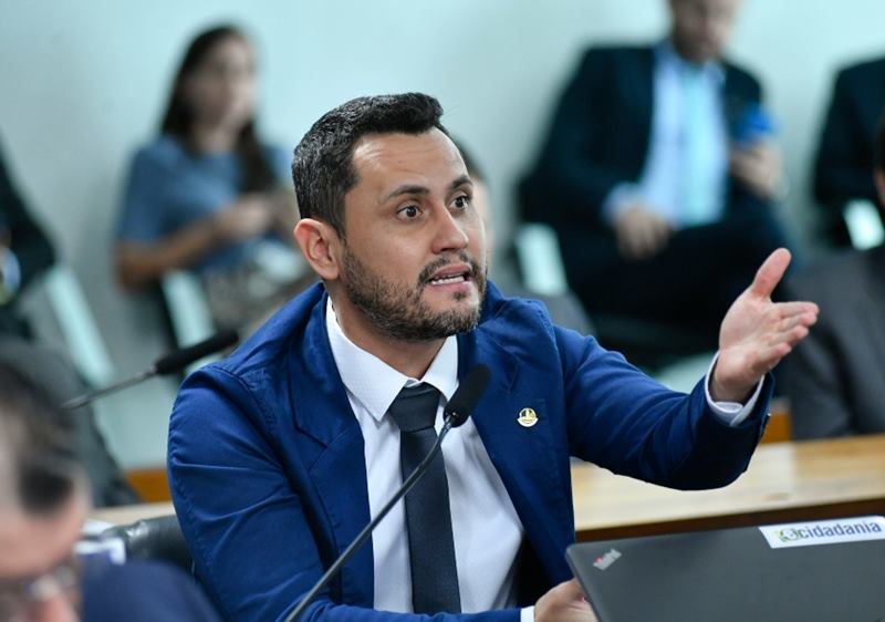 Cleitinho: A Necessidade Urgente de Honestidade na Política Brasileira