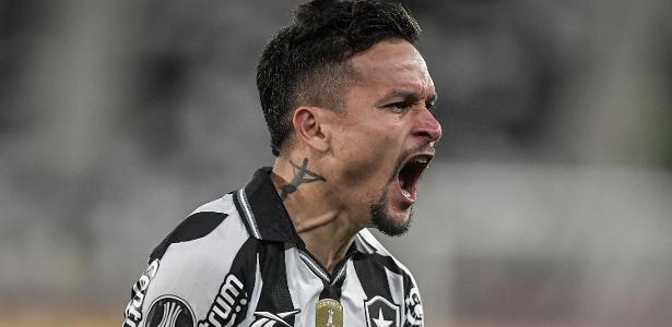 São Paulo Confirma Acordo Verbal para Contratação de Artur do Botafogo