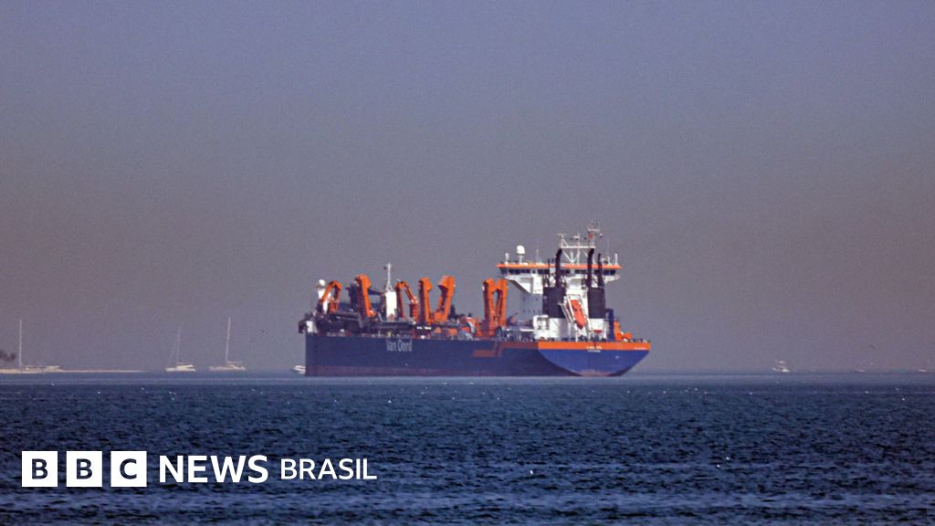 Guerra no Irã: Ataques no Estreito de Ormuz e Retaliação dos EUA - 12º Dia de Conflito