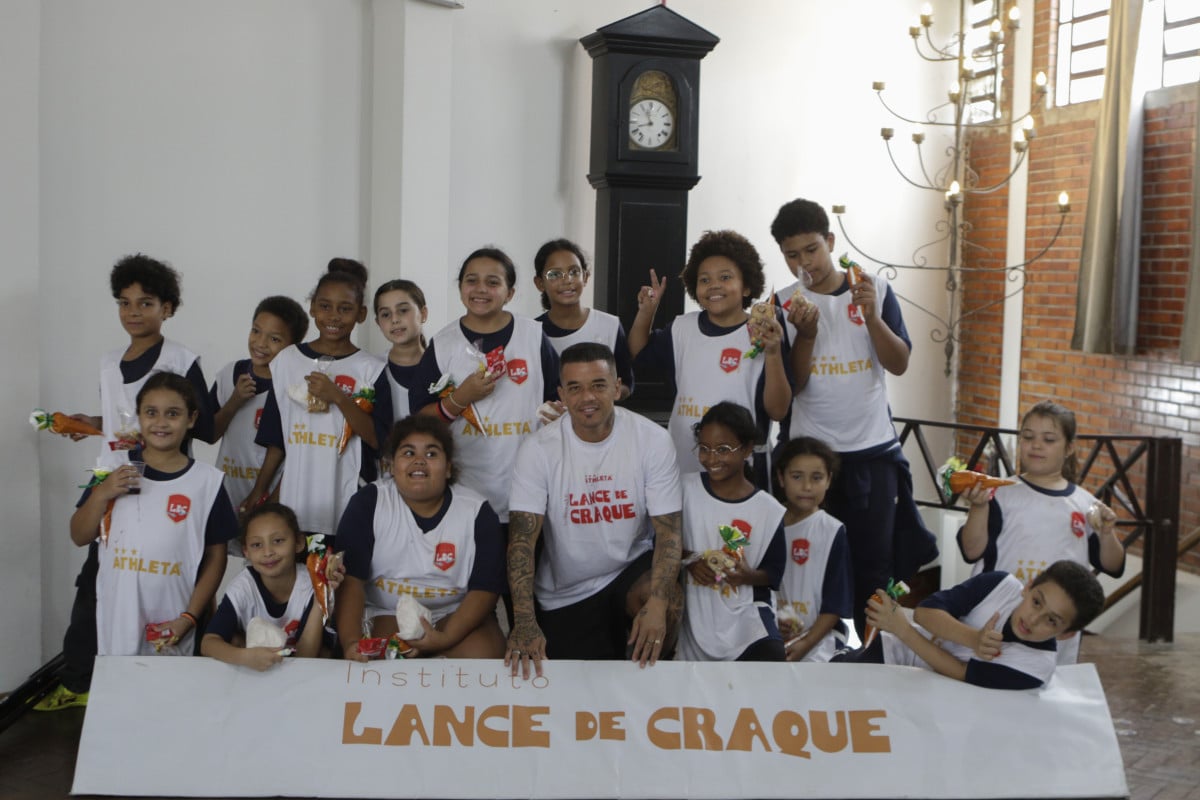 Instituto de D'Alessandro: Transformando Vidas de Crianças em Porto Alegre pelo Futebol