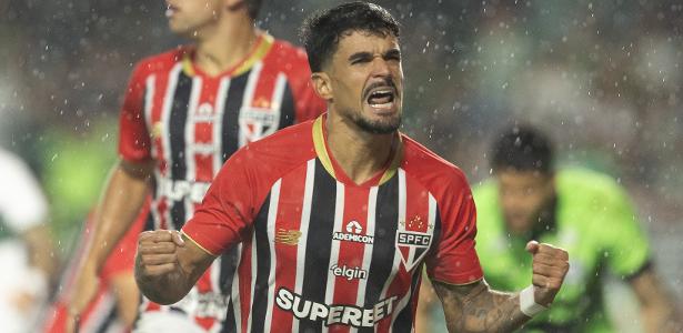 Escalações Vitória x São Paulo: Brasileirão 2026 em Foco!