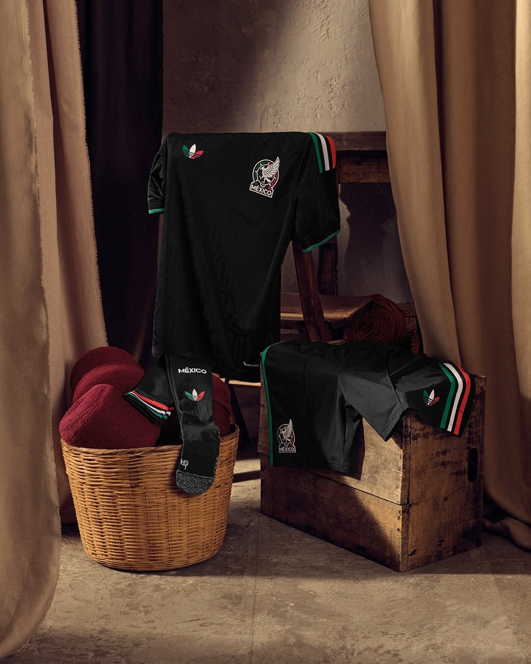 México Revela Camisa Retrô Copa: Puro Estilo!