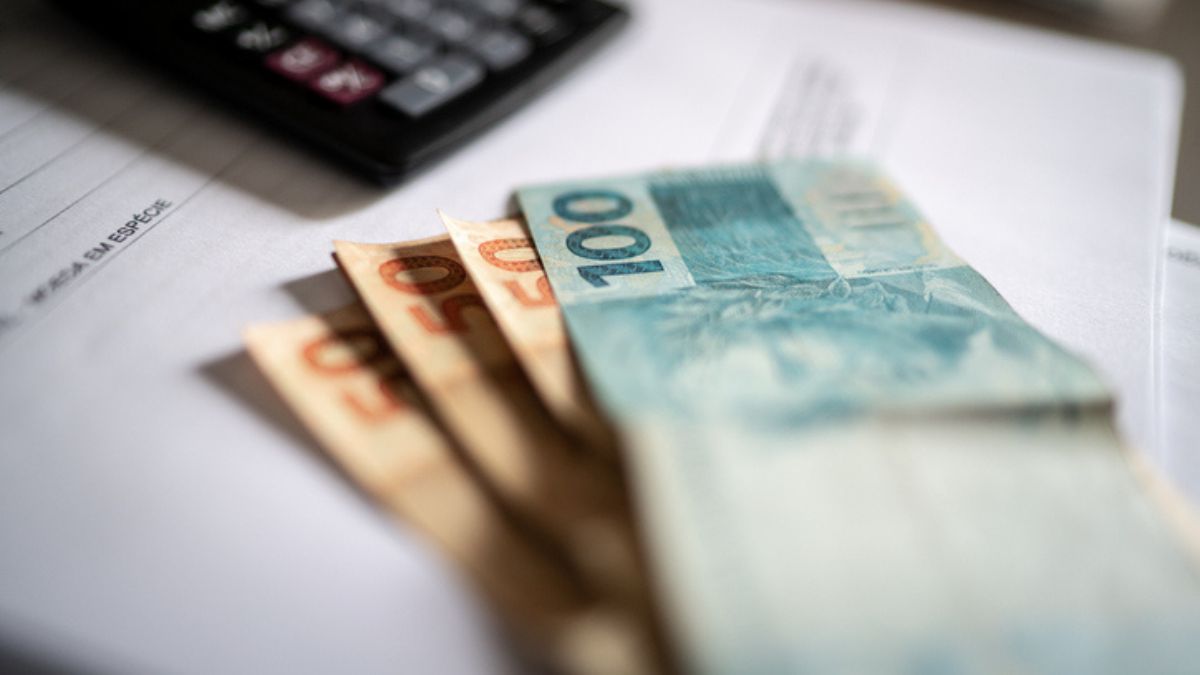 Programas Sociais, Renda e FII: O Que Bombeou na Semana